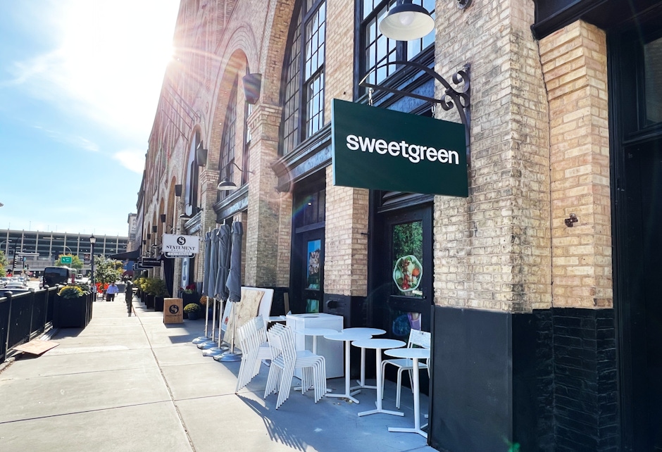SWEETGREEN SETS NORTH LOOP OPENING DATE image